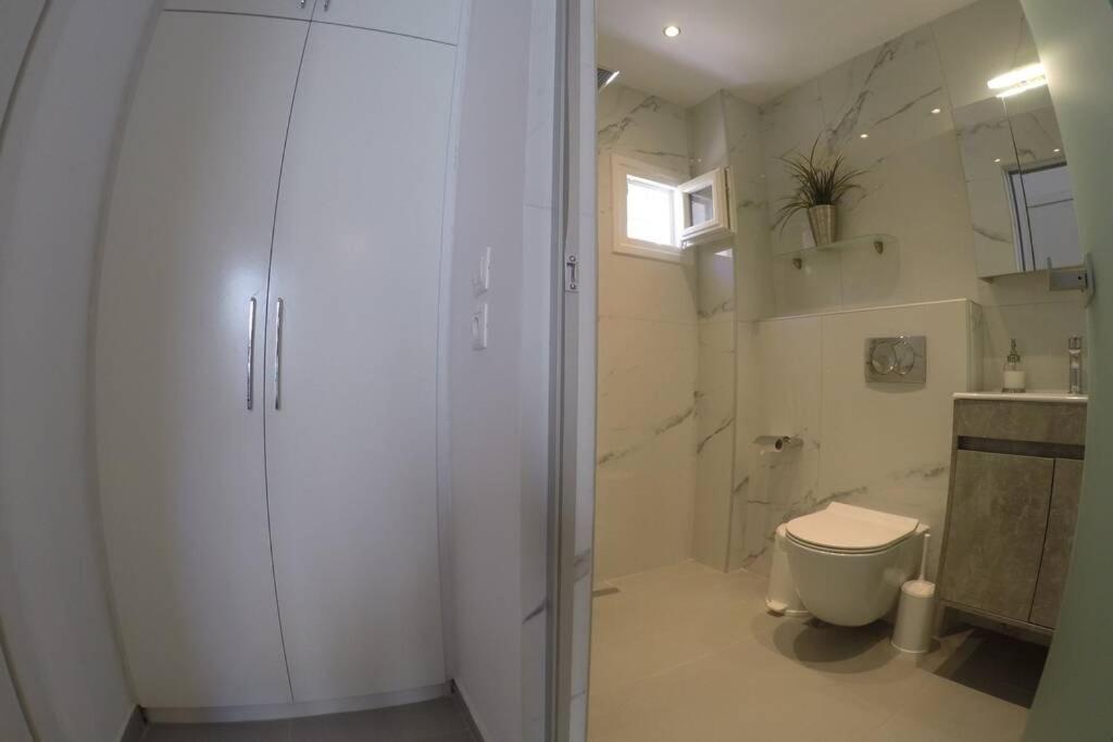 Polychrono New 2 Bedroom Apt. Just By The Sea! Exteriör bild