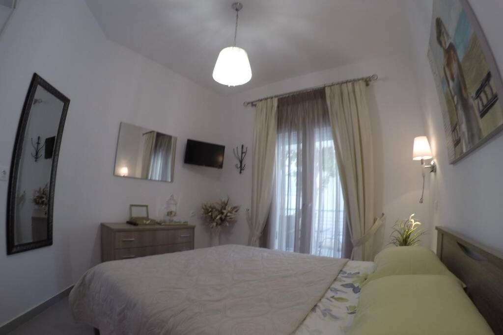 Polychrono New 2 Bedroom Apt. Just By The Sea! Exteriör bild
